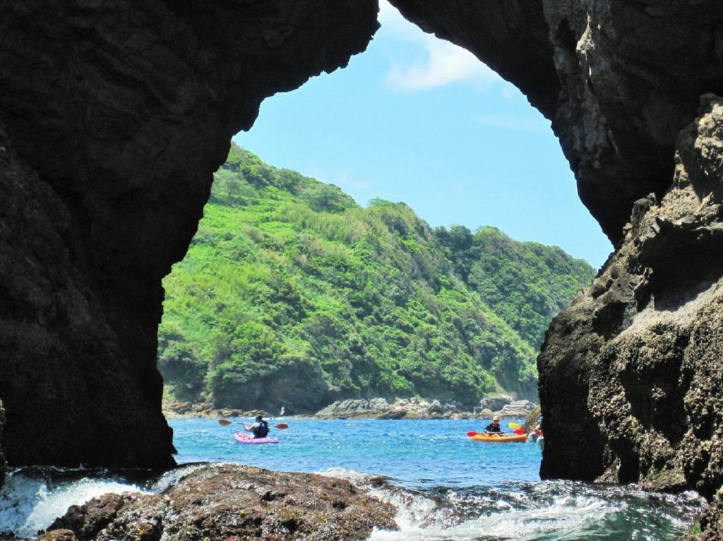 Amakusa West Coast Backpackers Fu-Raibou Hostel ภายนอก รูปภาพ