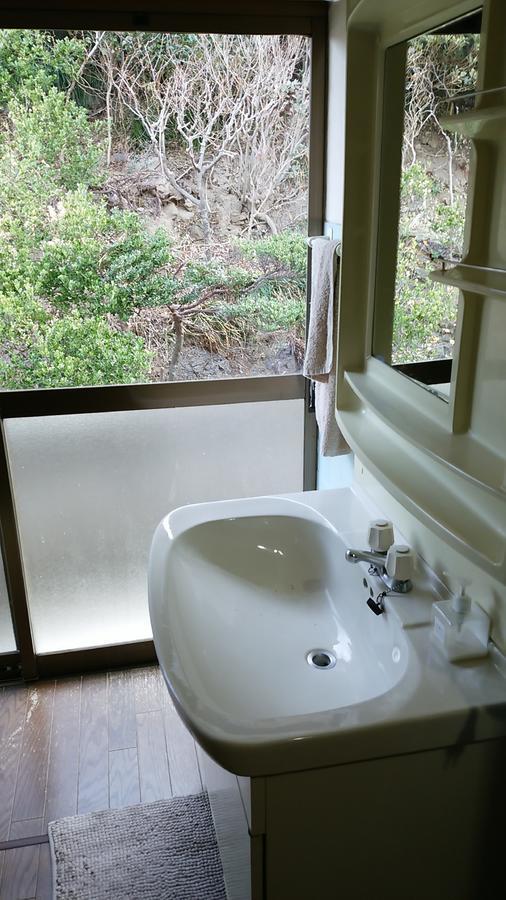 Amakusa West Coast Backpackers Fu-Raibou Hostel ภายนอก รูปภาพ